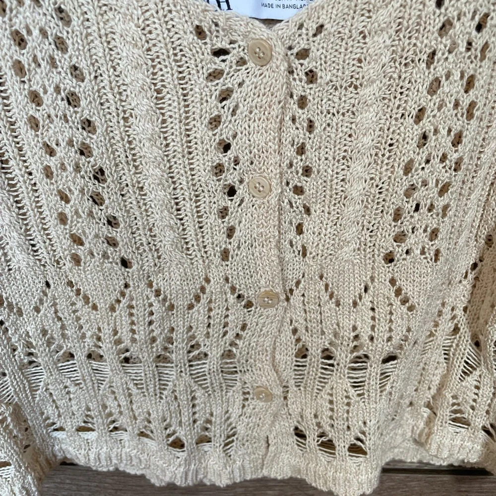 Zara Cream Cropped Button Knit Tank Top - Picture 2 of 5